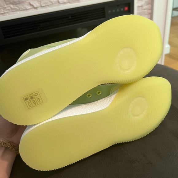 Stella McCartney Sneakers - Picture 5 of 6